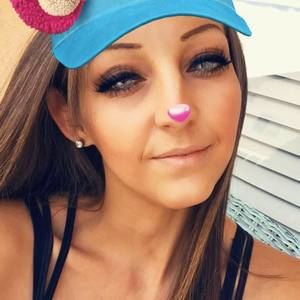 Meet your Posher, Brittney